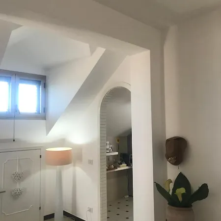 Betoniche Lägenhet Gela
